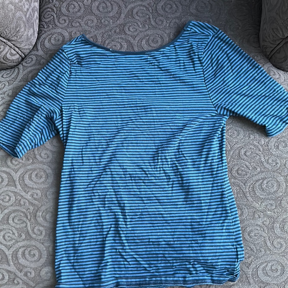 Women’s American Living blue striped shirt sleeve w/ crisscross detail in back